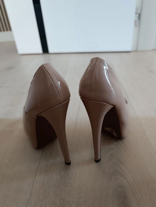 Nude szpilki platforma r. 35