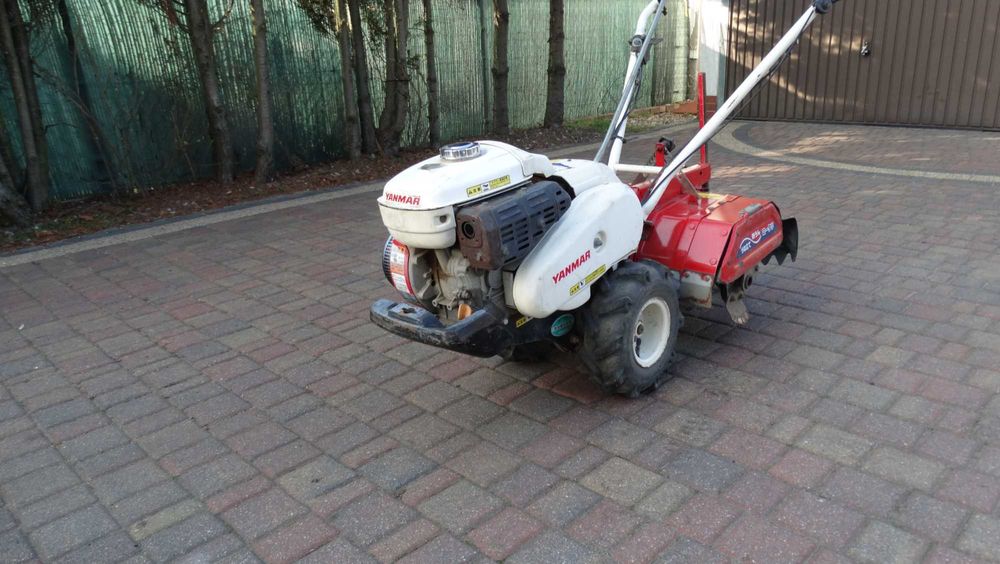 Glebogryzarka Yanmar