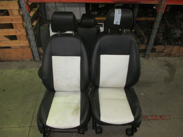 Conjunto de bancos FORD Focus I Sedan (DFW)