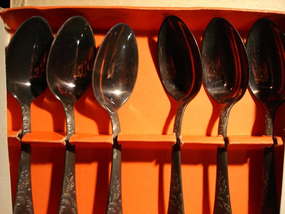 Ложечки чайные посеребренные (серебро 999.9), с нейзильбера МНЦ15-20