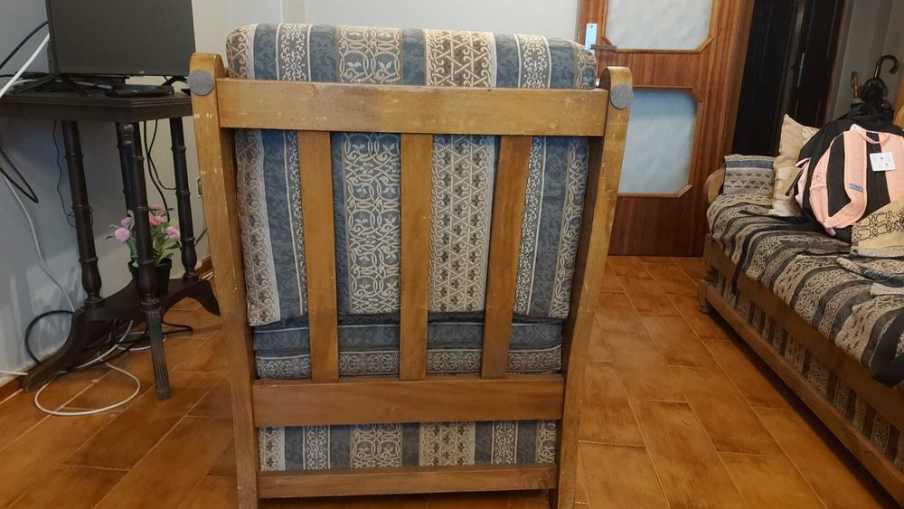 Sofá Cama 3 lugares 175x85x90 cm + 2 Cadeirões 2x 80x85x90 cm
