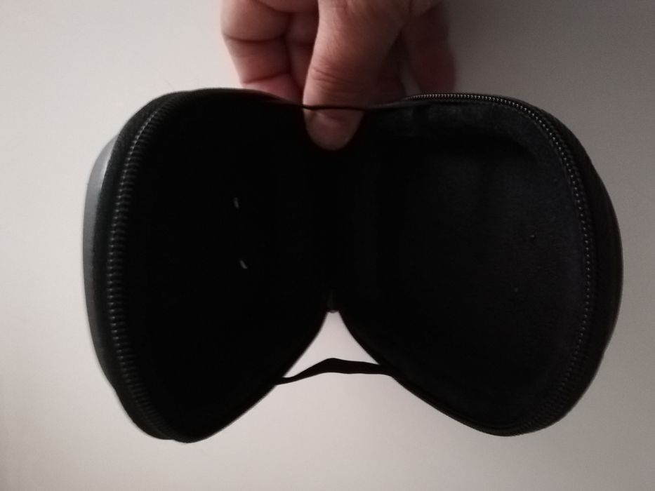 Bolsa para máquina fotográfica nova.