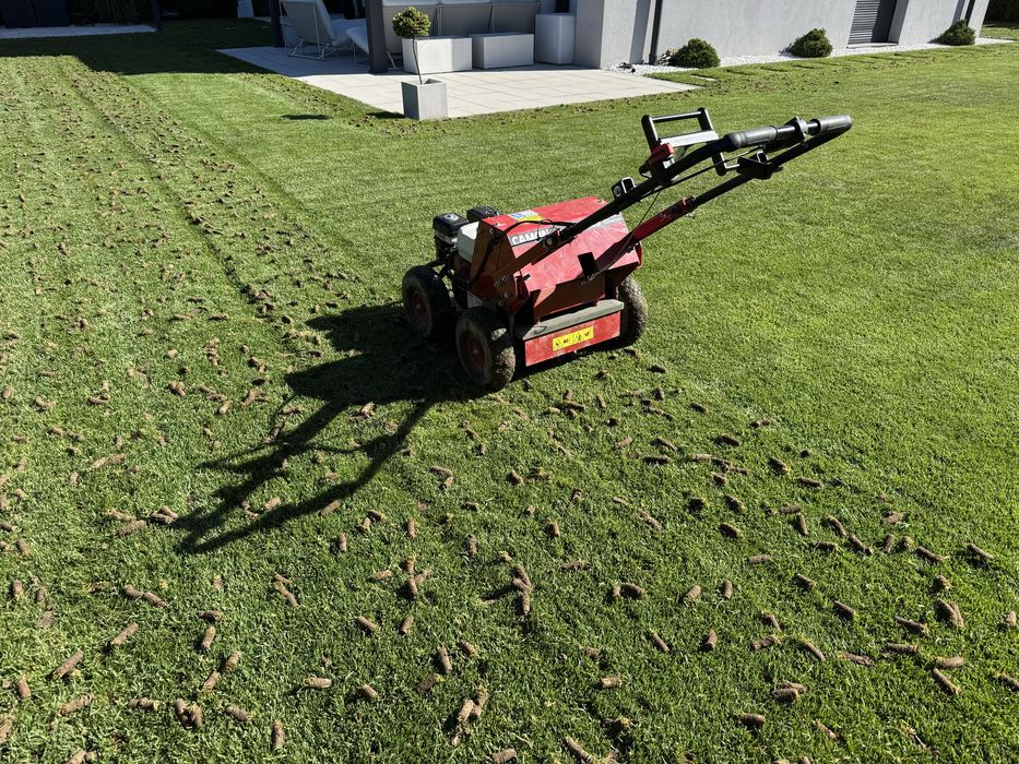 Aerator spalinowy Billy goat Weibang Camon_aeracja trawnika piaskowanie