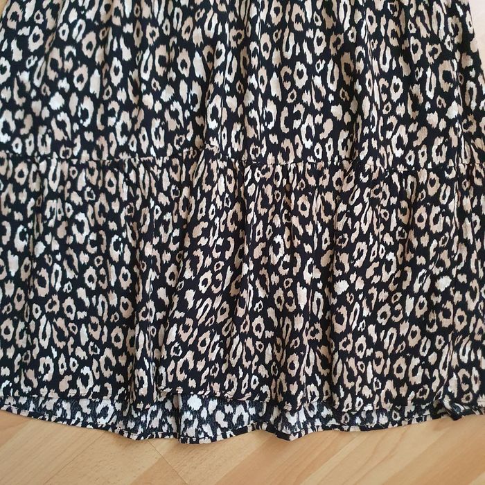 Сукня нова,  гарний принт р.46