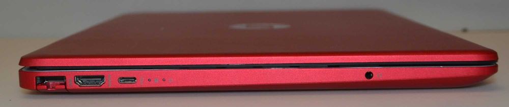 Ноутбук HP Pavilion 15-dw0083wm RED