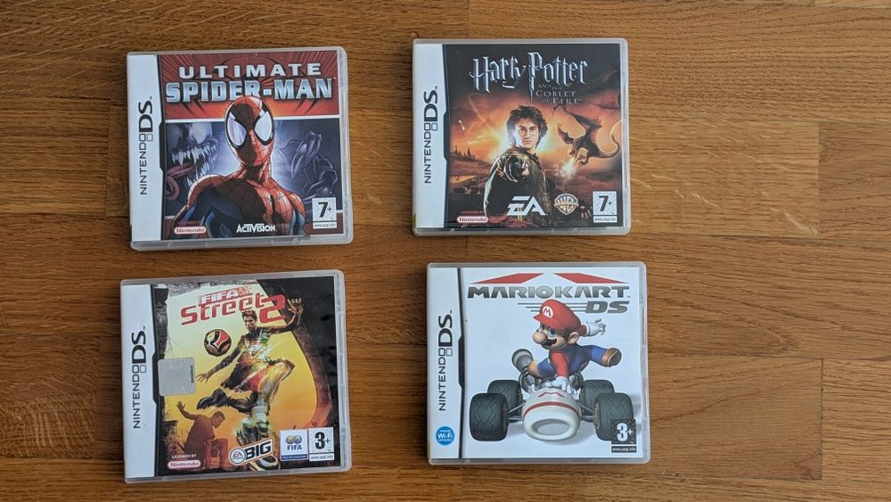 Nintendo DS com 5 Jogos