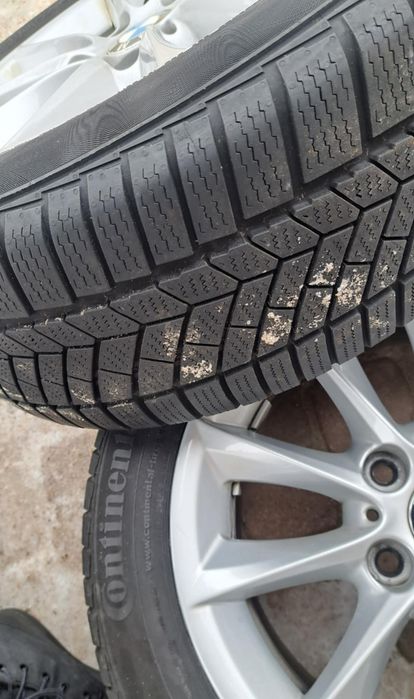 Alufelgi 16 cali 5 x 120 z oponami zimowymi   BMW