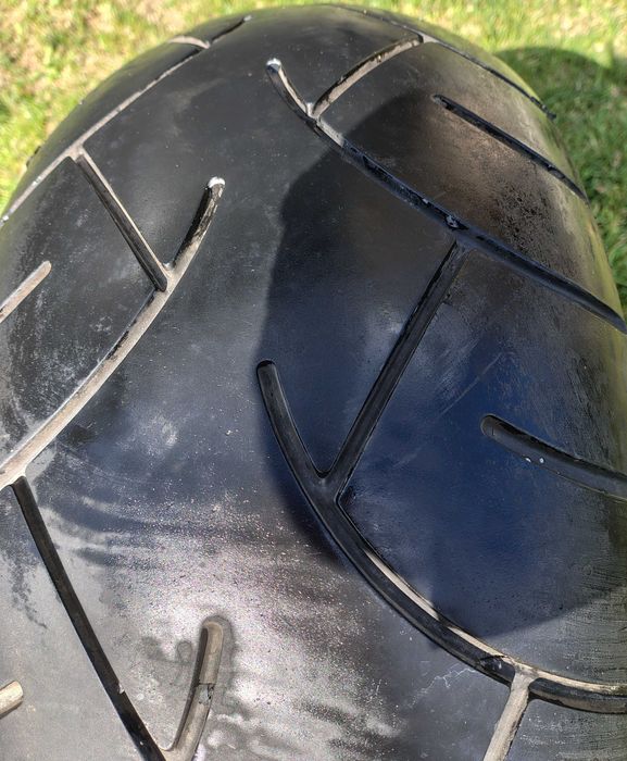 Opona Metzeler 260/40V R18
