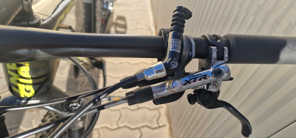 Bicicleta toda em carbono