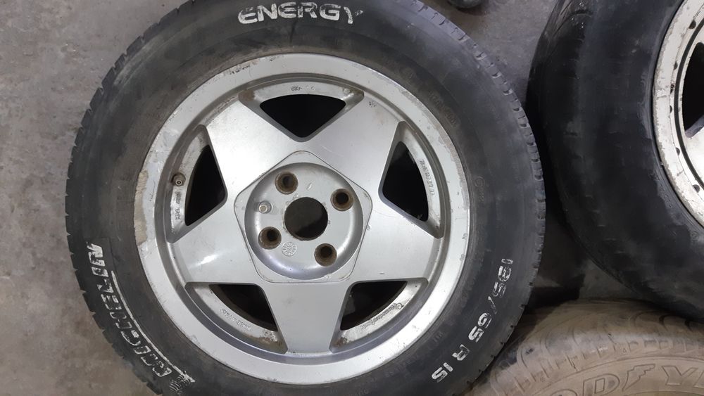 Продам три диска з резиною