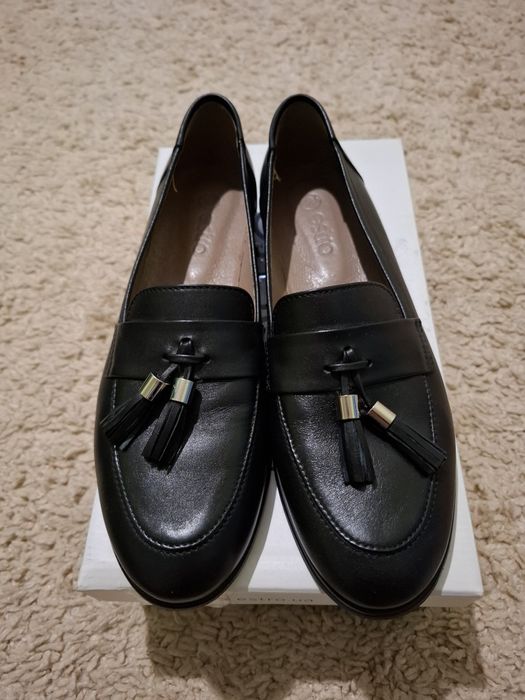 Estro нові жіночі туфлі 39 розмір