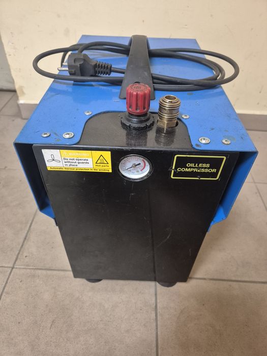 Kompresor bezolejowy Airpress LMO 5-210 SILENT