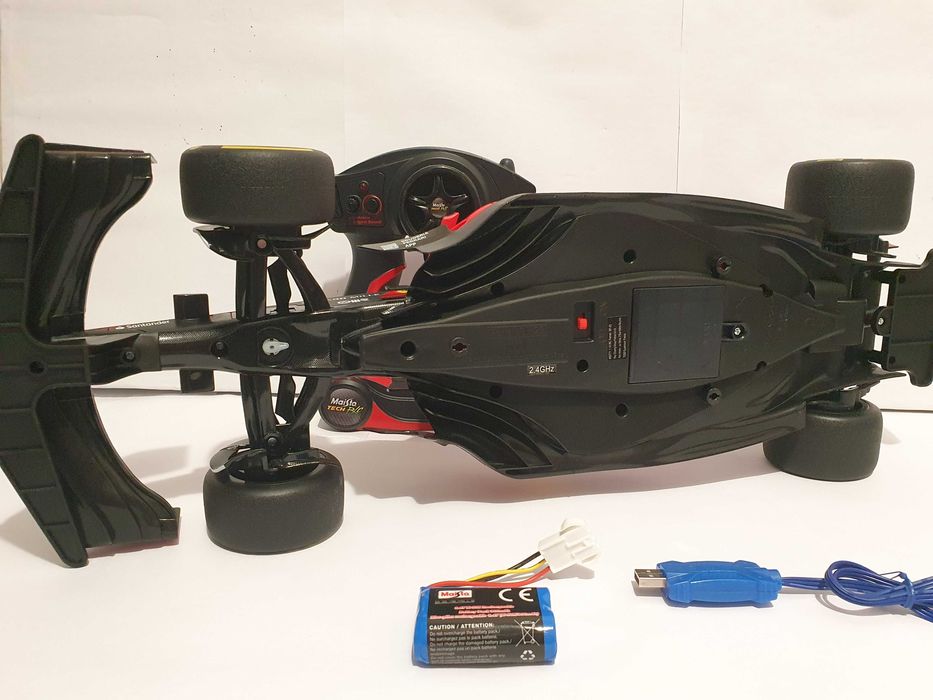 FERRARI SF-23 auto sterowane MAISTO formula 1 skala 1/10 bolid Nowy