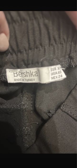 Eleganckie spodnie Bershka XS