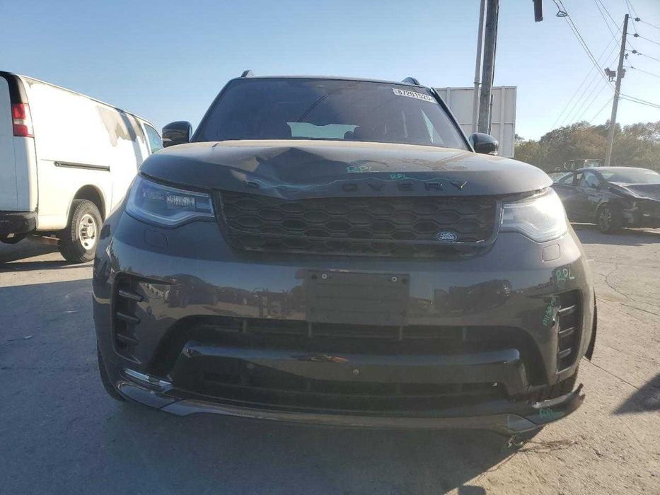 Land Rover Discovery R-Dynamic (2021)