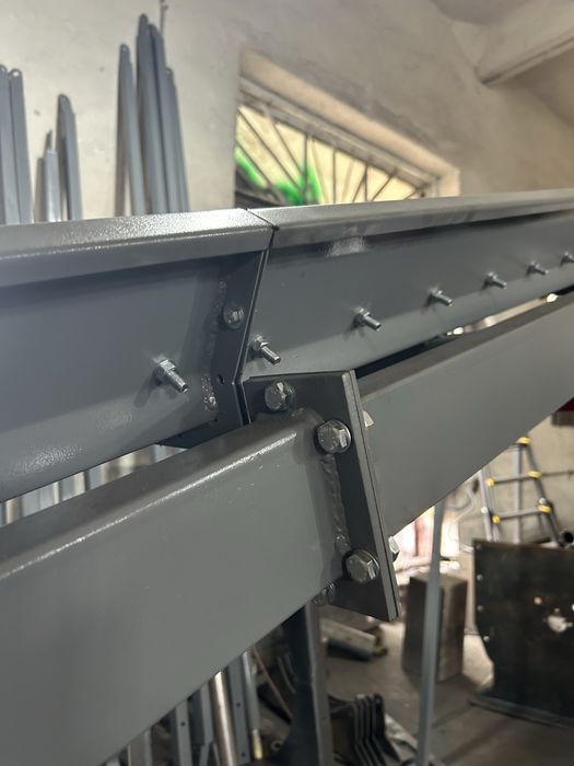 Транспортер стрічковий волокуша для переміщеняя торфу угля мішків