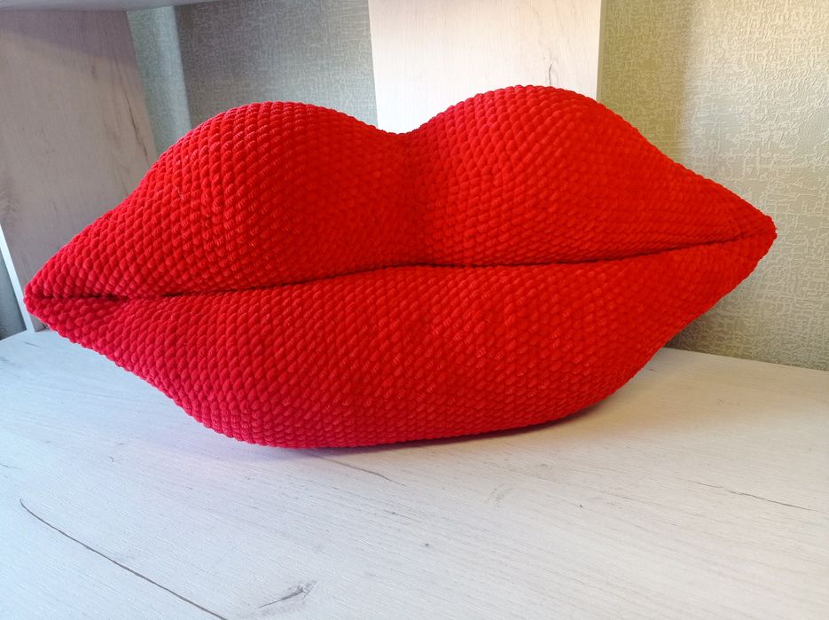 Брелоки ручної роботи, плюшеві брелоки, таба лапка, капібара