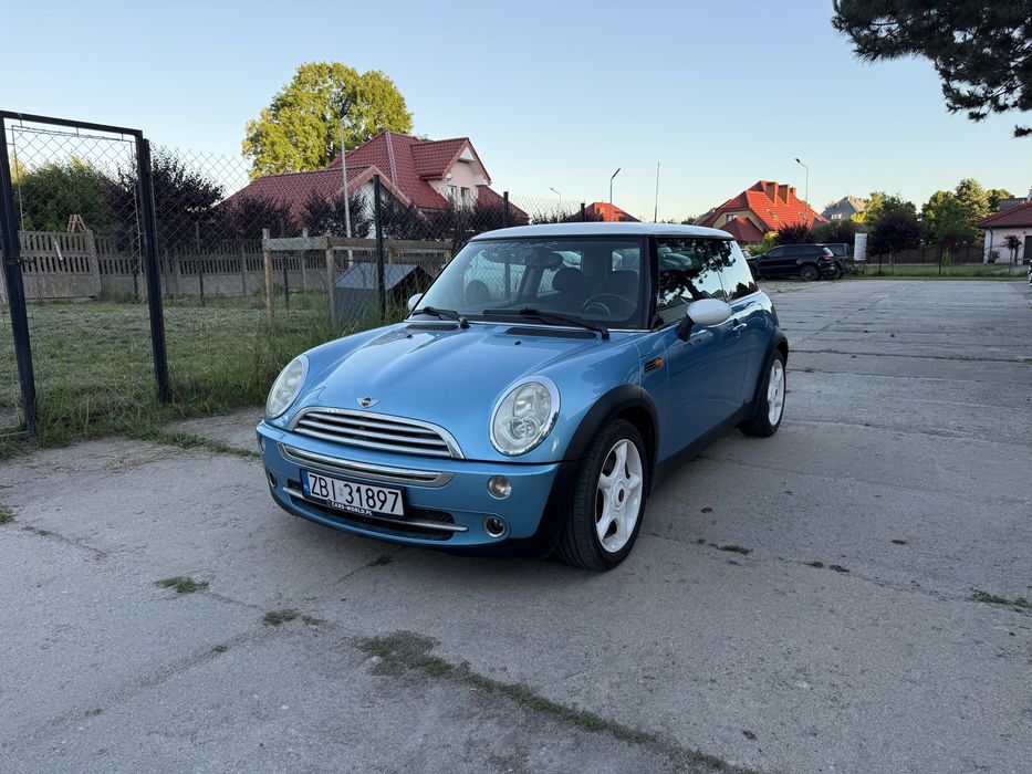 Mini Cooper 1.6 benzyna