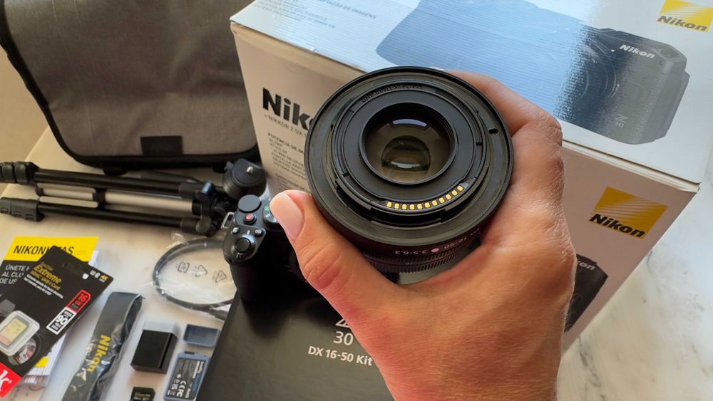 Nikon Z30 como NOVA + Extras