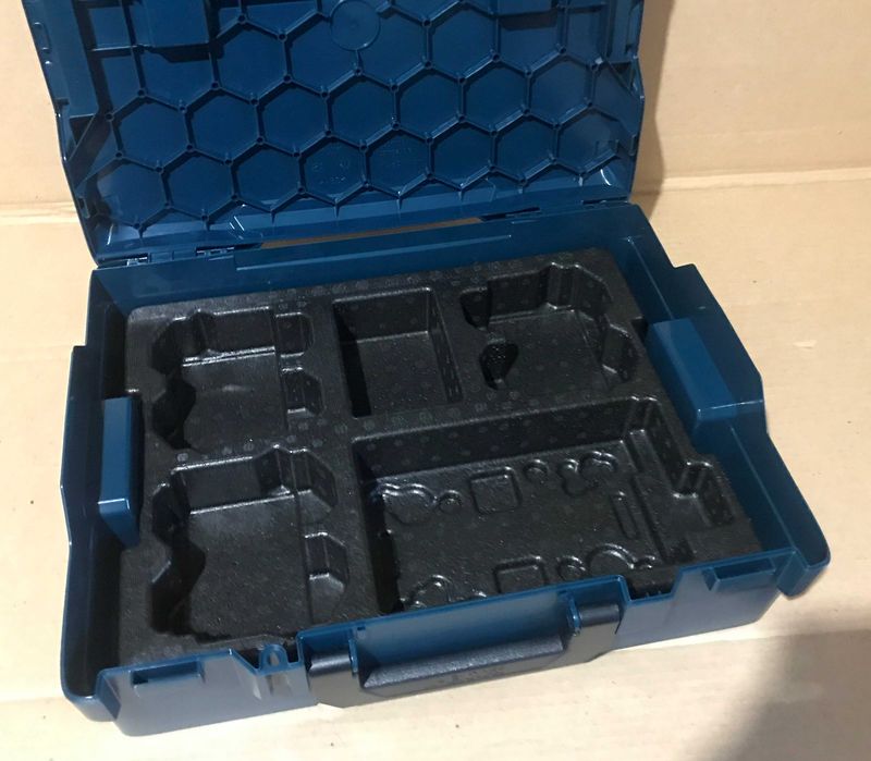 Кейсы Bosch L-BOXX 136 с вкладышами под инструмент