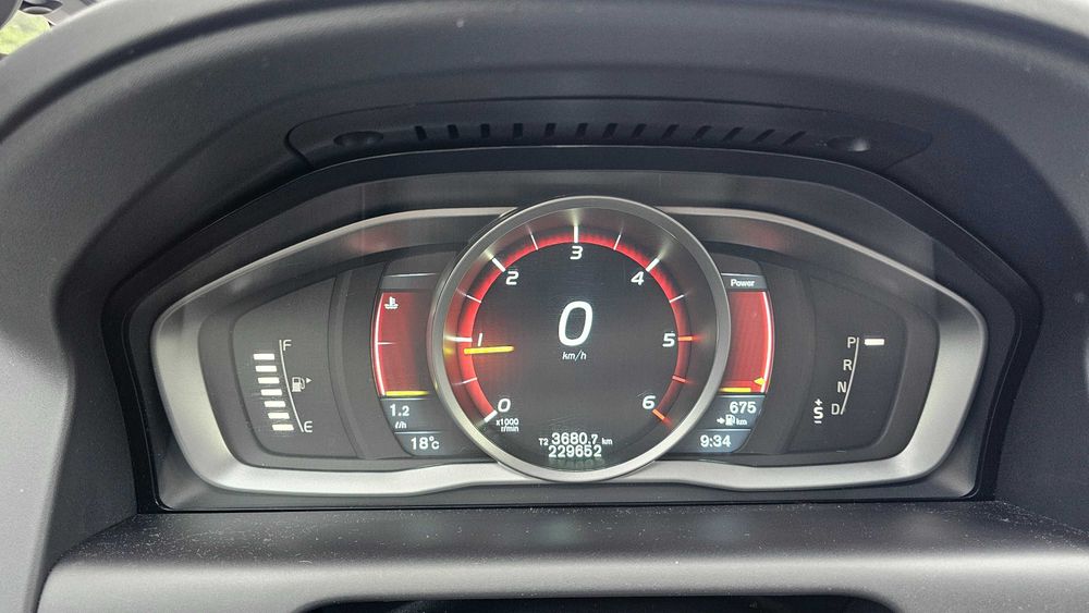 Volvo XC60 2.0 d4 2015r. Drive-E. Ocean Race 181km automat