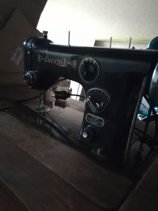 Maszyna do szycia łucznik