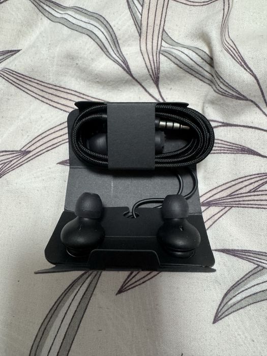 Fones akg emtrada jack 3,5mm