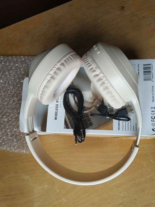 Наушники Bluetooth и проводные для Android, Windows