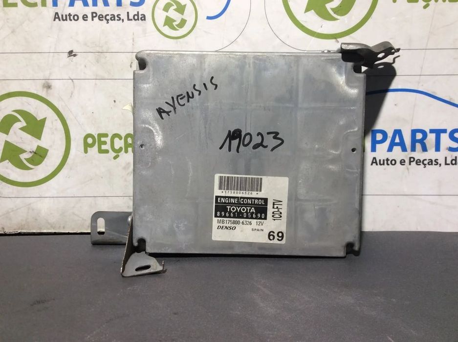Centralina Moto Toyota Avensis 2.0D4D 116cv   1758006326   89661-05690
