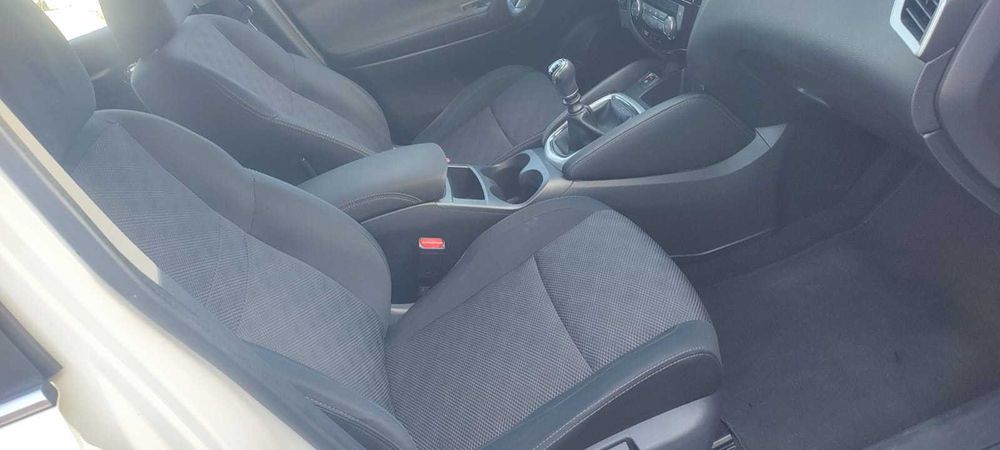 Nissan Qashqai 1.2 Acenta - Estado que surpreende!