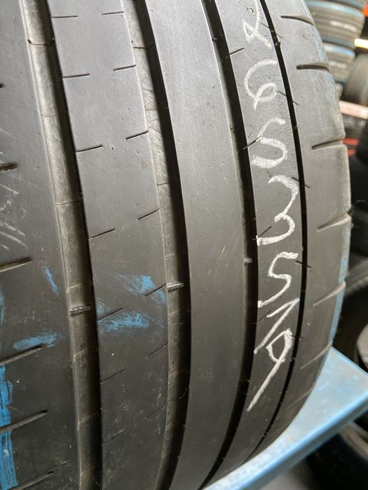 Pneus 265 / 35 19 Michelin