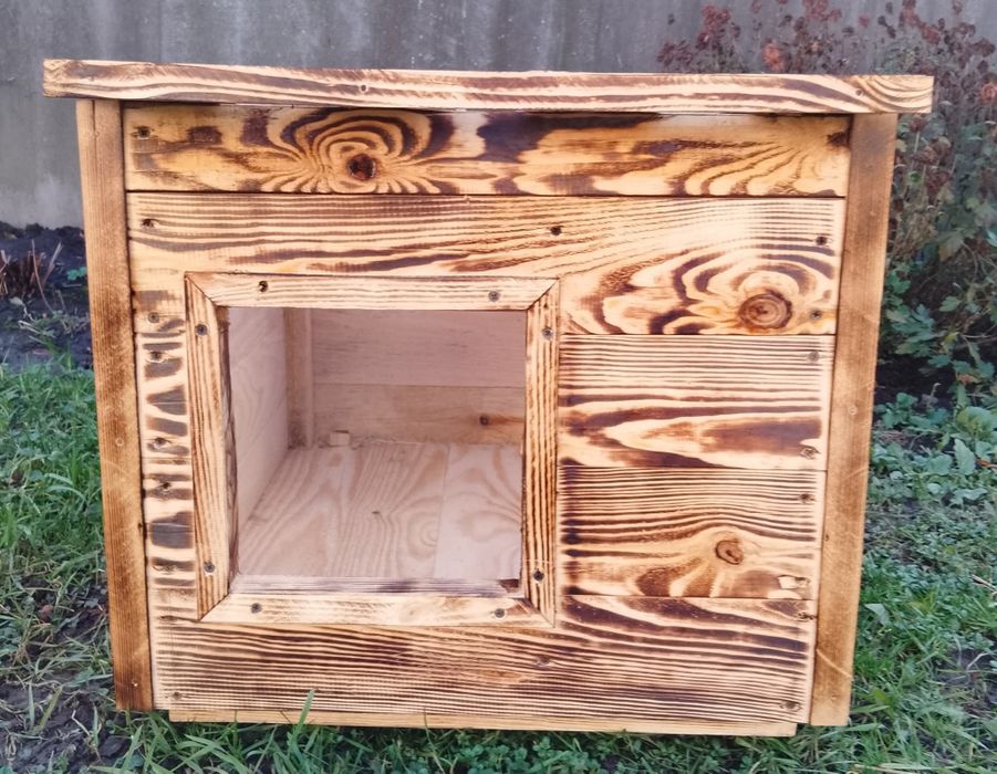 Будка для  невеликих собак