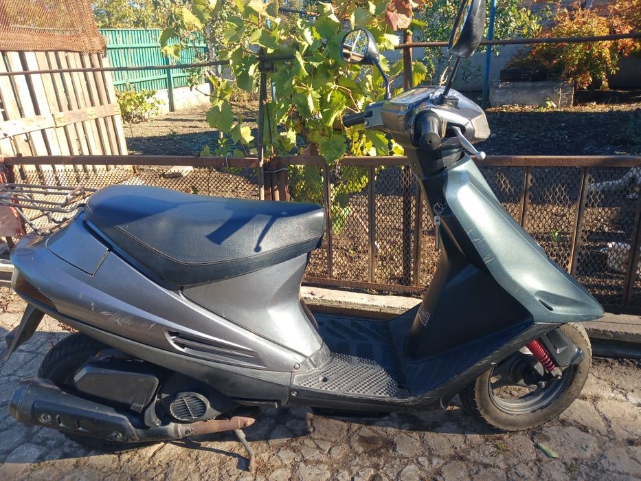 Скутер Suzuki address 100 кубовый .