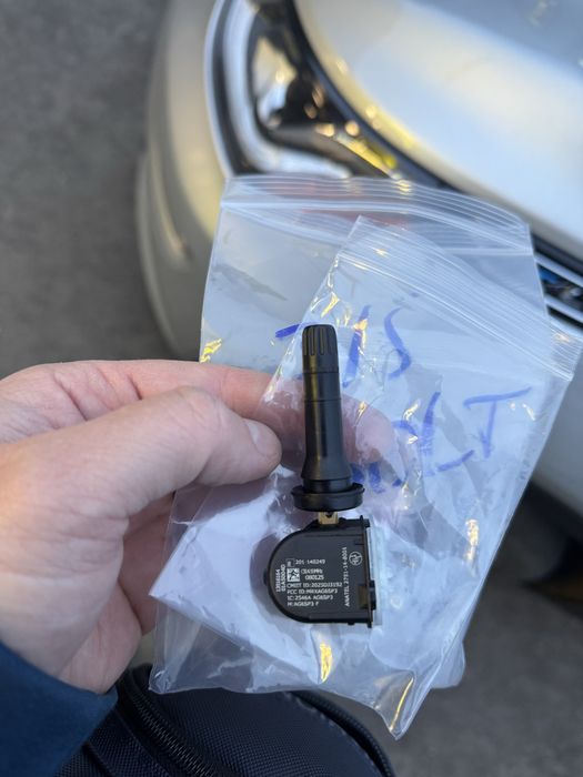 Датчики тиску ( давления) в шинах на всю лінійку GM: Chevrolet Opel Ampera Chrysler Cadillac Lincoln BuicK GMC 433 /315 Mhz.