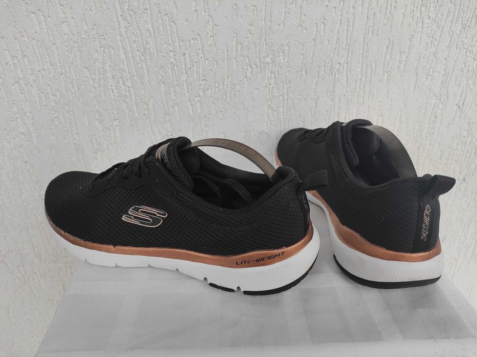 Суперлегкие, кроссовки Skechers Air-cooled,memory foam р.41-41,5