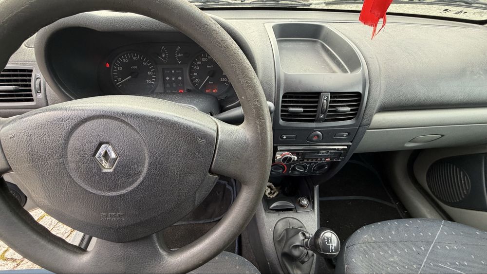 Renault clio 1.2 2002
