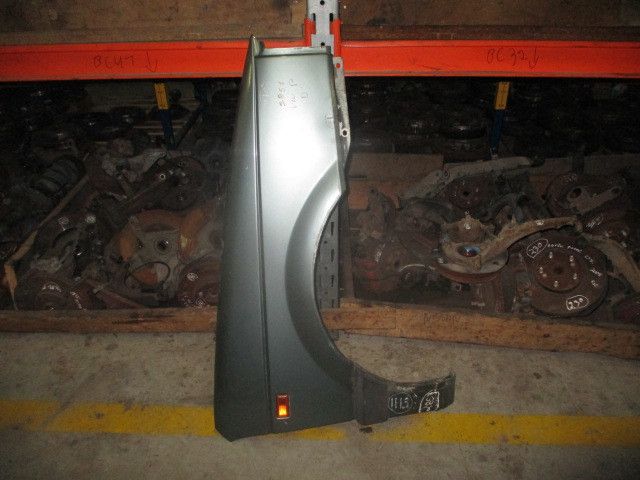 Guarda-lamas direito VOLKSWAGEN Passat (3A2, 35I)