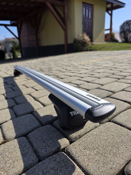 Thule Evo Raised Rail Bagażnik stopy + belki 127cm Nissan Qashqai