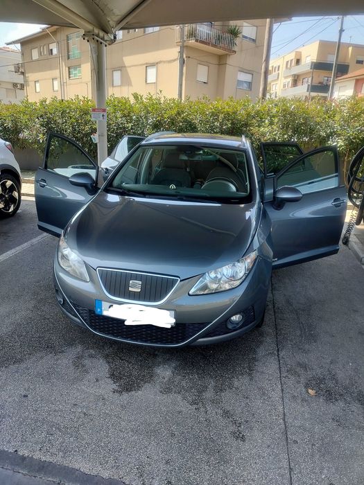 SEAT Ibiza 6J ST 1.2 TDI | 161.000 km | 2 Chaves | Pneus Novos | Muito Económico foto 2
