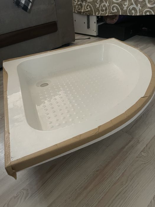 Продаж піддону для душу