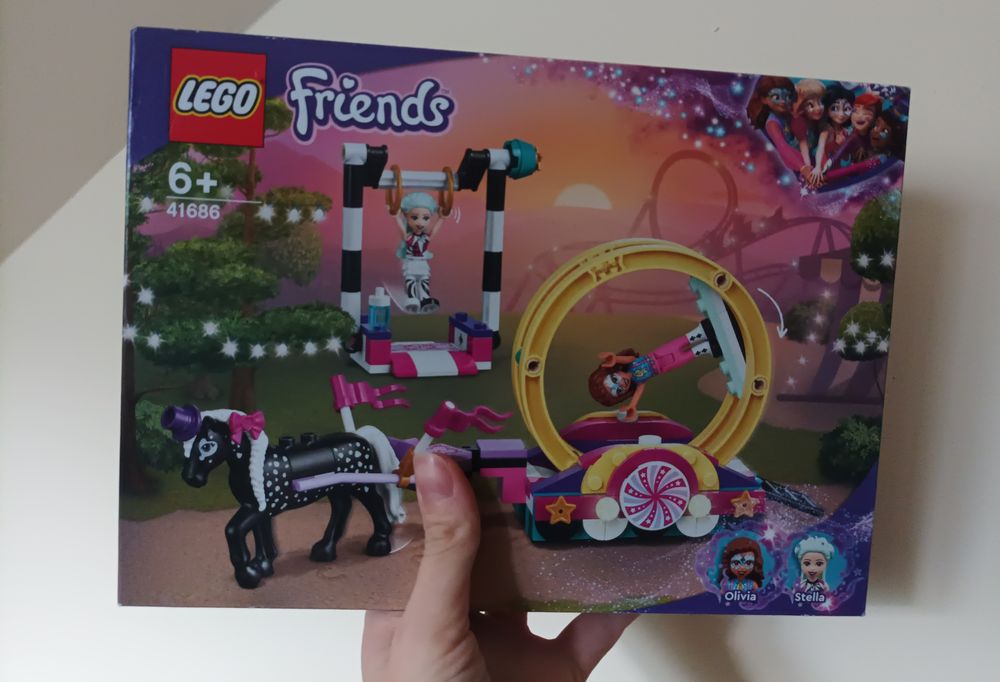 LEGO friends zestaw akrobatka