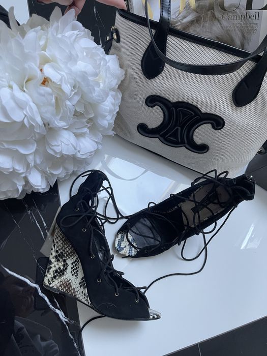 Koturny zamsz ZARA 38 wąż sznurowane