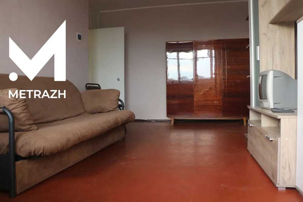 Продам 1- комнатную квартиру 7/10, Алексеевка , Ахсарова 18 ( 89073)