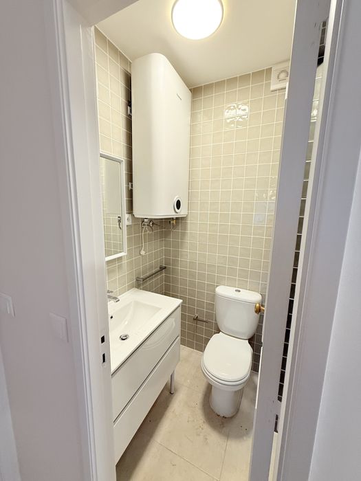 Quarto individual mobilado com despesas incluidas - livre 13Maio