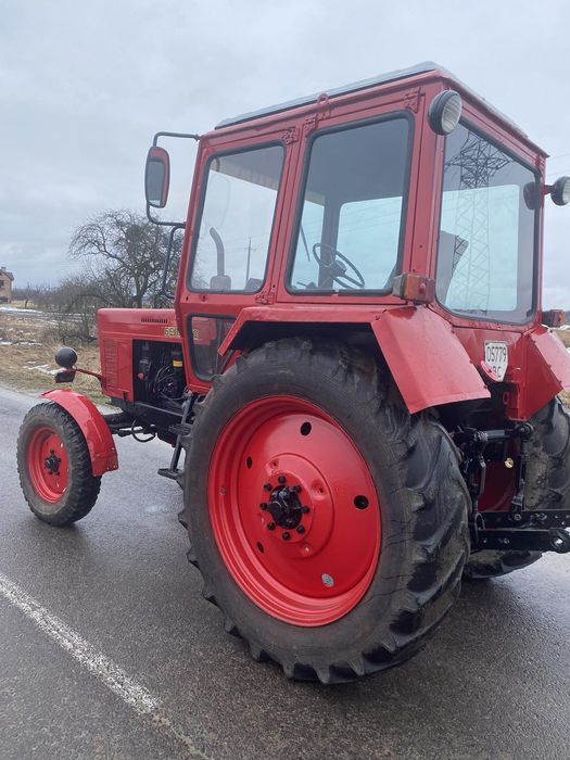 Трактор мтз...80