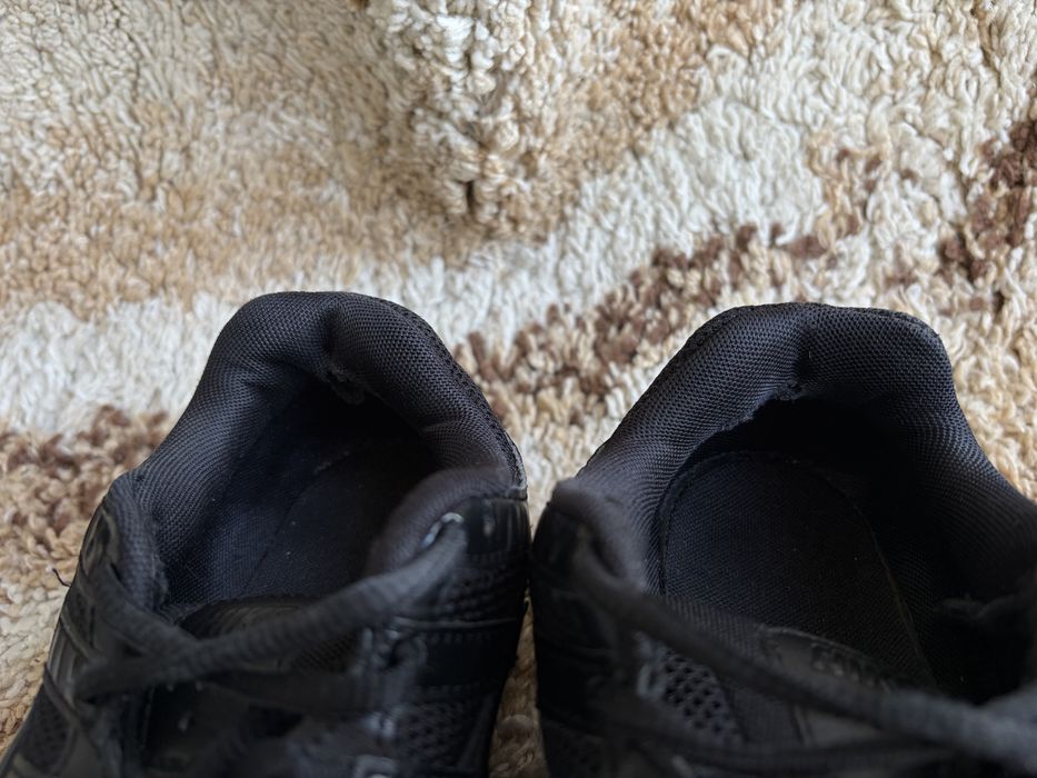 Оригінальні кросівки nike p 6000