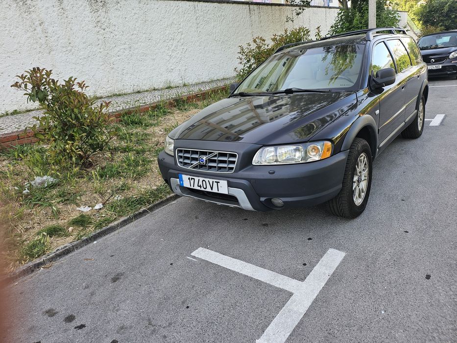 Volvo XC 70 D5 toda revisionada