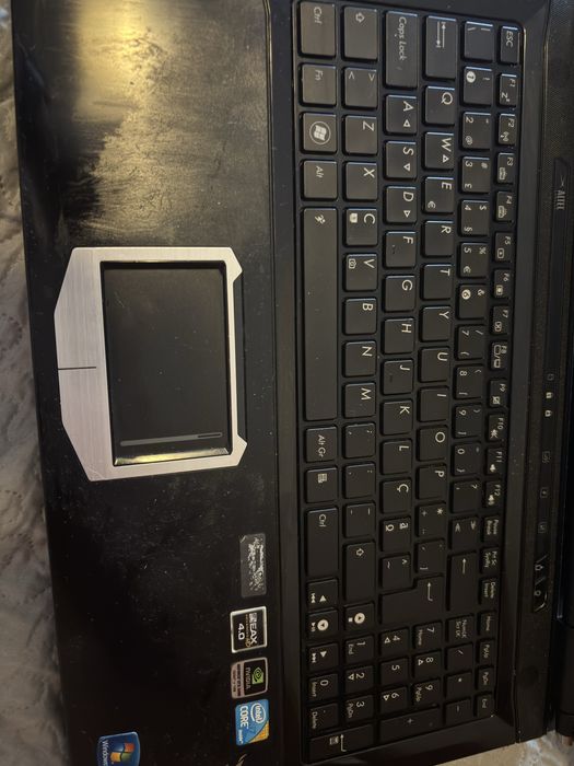 Computador portatil asus