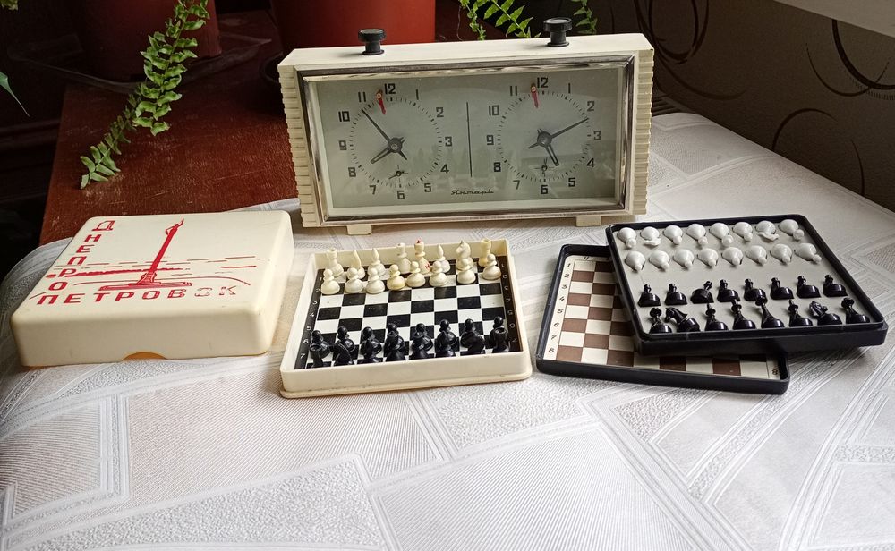 Шахматы деревянные, с магнитами, Фигурки СССР