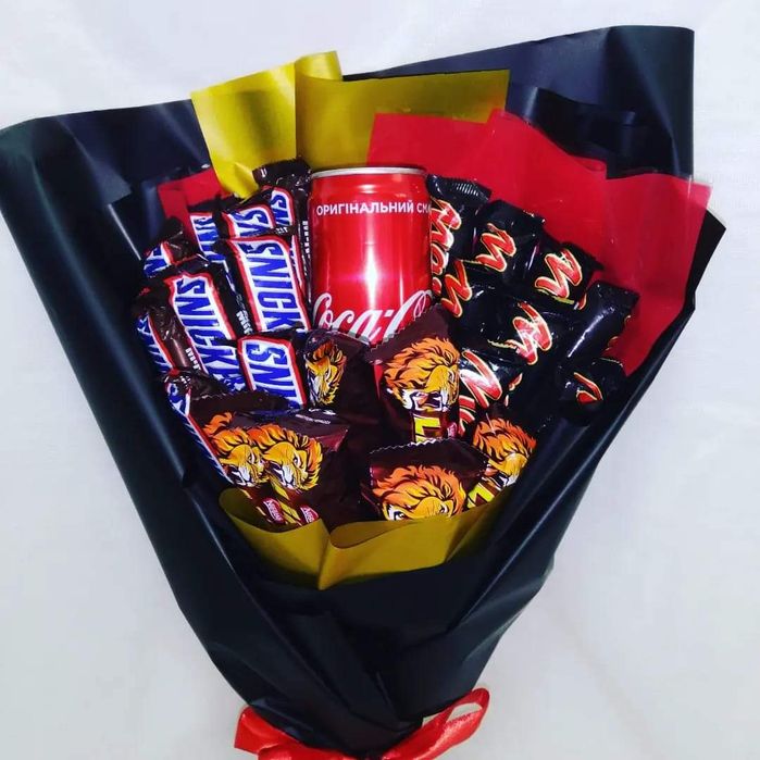 Смачні букети, пін'яти, декор